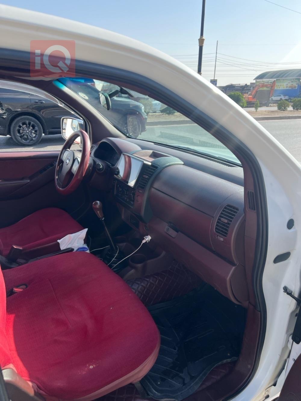 نيسان نافارا